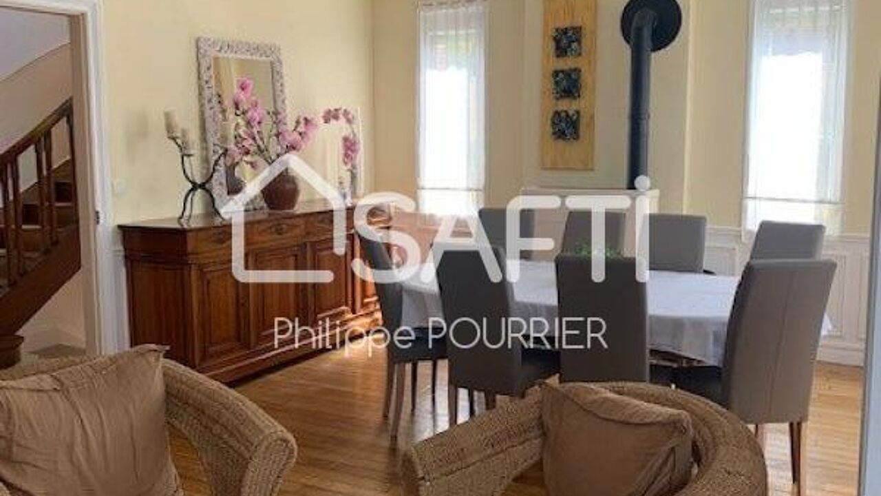 maison 8 pièces 177 m2 à vendre à Saint-Quentin (02100)
