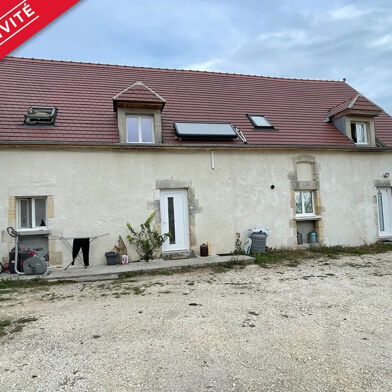 Maison 12 pièces 331 m²