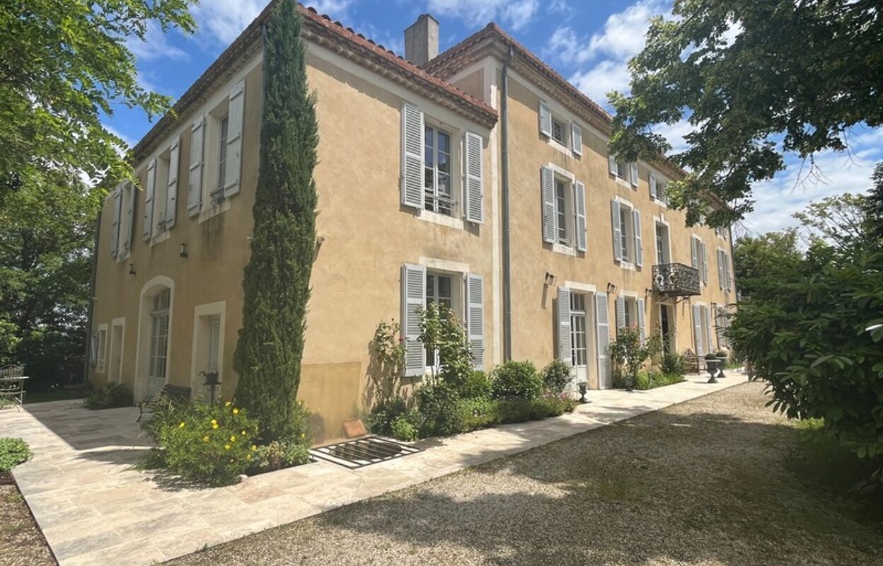 maison 15 pièces 650 m2 à vendre à Condom (32100)