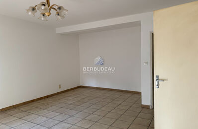 location appartement 595 € CC /mois à proximité de Aubignan (84810)