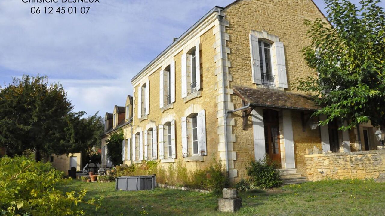 maison 14 pièces 470 m2 à vendre à Sarlat-la-Canéda (24200)