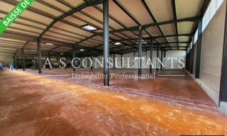 Local industriel  600 m² à louer à Saint-Sorlin-en-Valloire (26210)