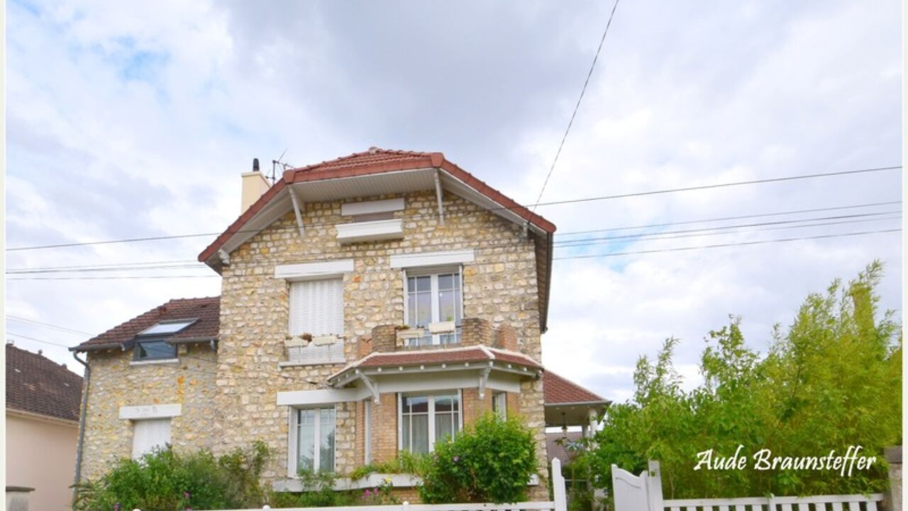 maison 6 pièces 199 m2 à vendre à Saint-Leu-la-Forêt (95320)