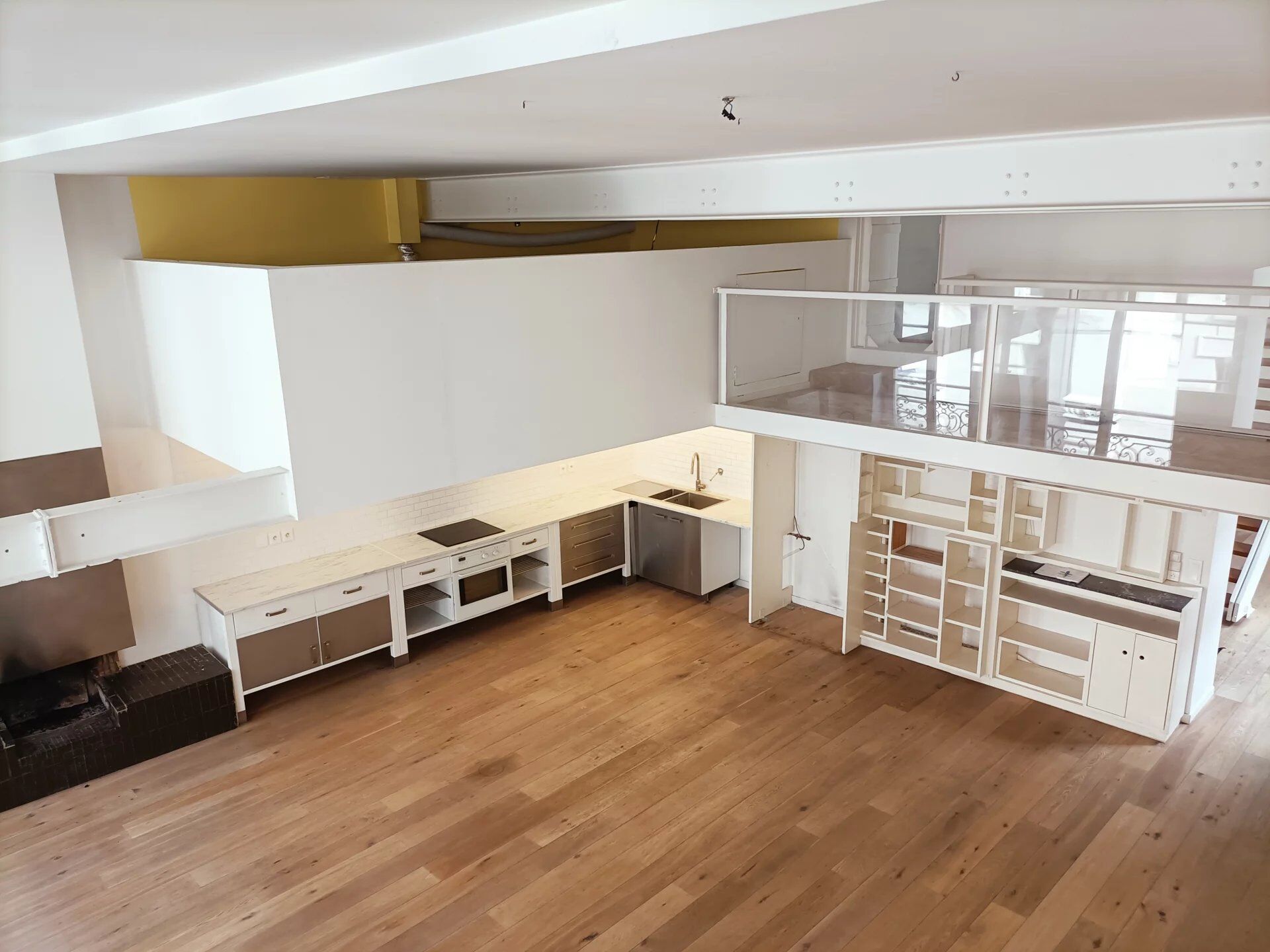 Appartement a louer paris-1er-arrondissement - 5 pièce(s) - 233 m2 - Surfyn