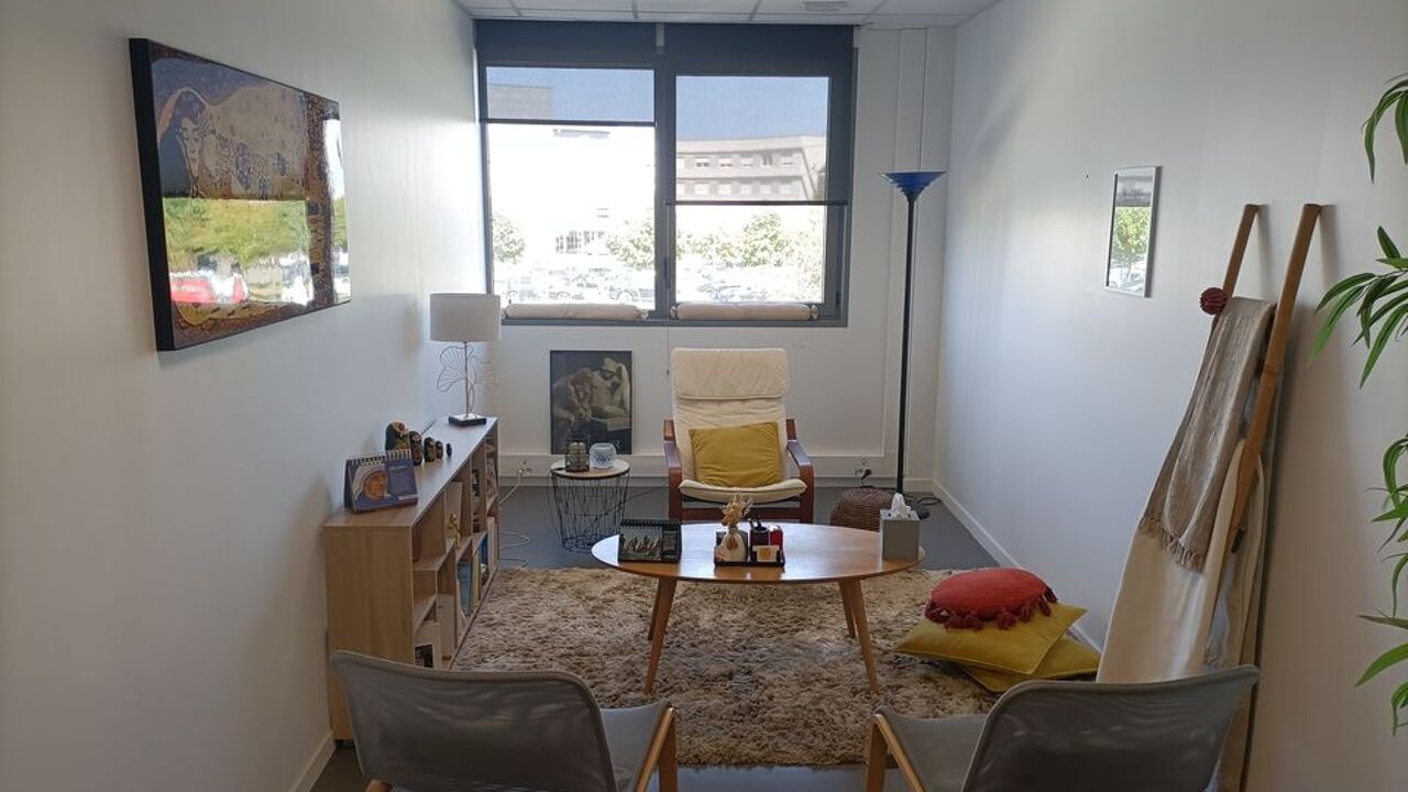 bureau 2 pièces 46 m2 à vendre à Charnay-Lès-Mâcon (71850)