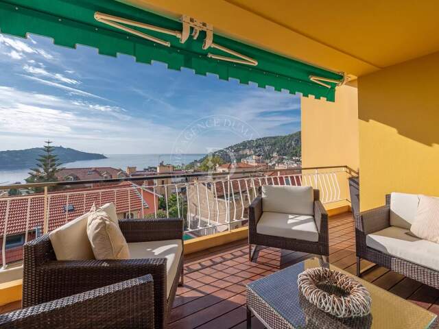 3 pièces au centre de Villefranche sur Mer — photo du bien