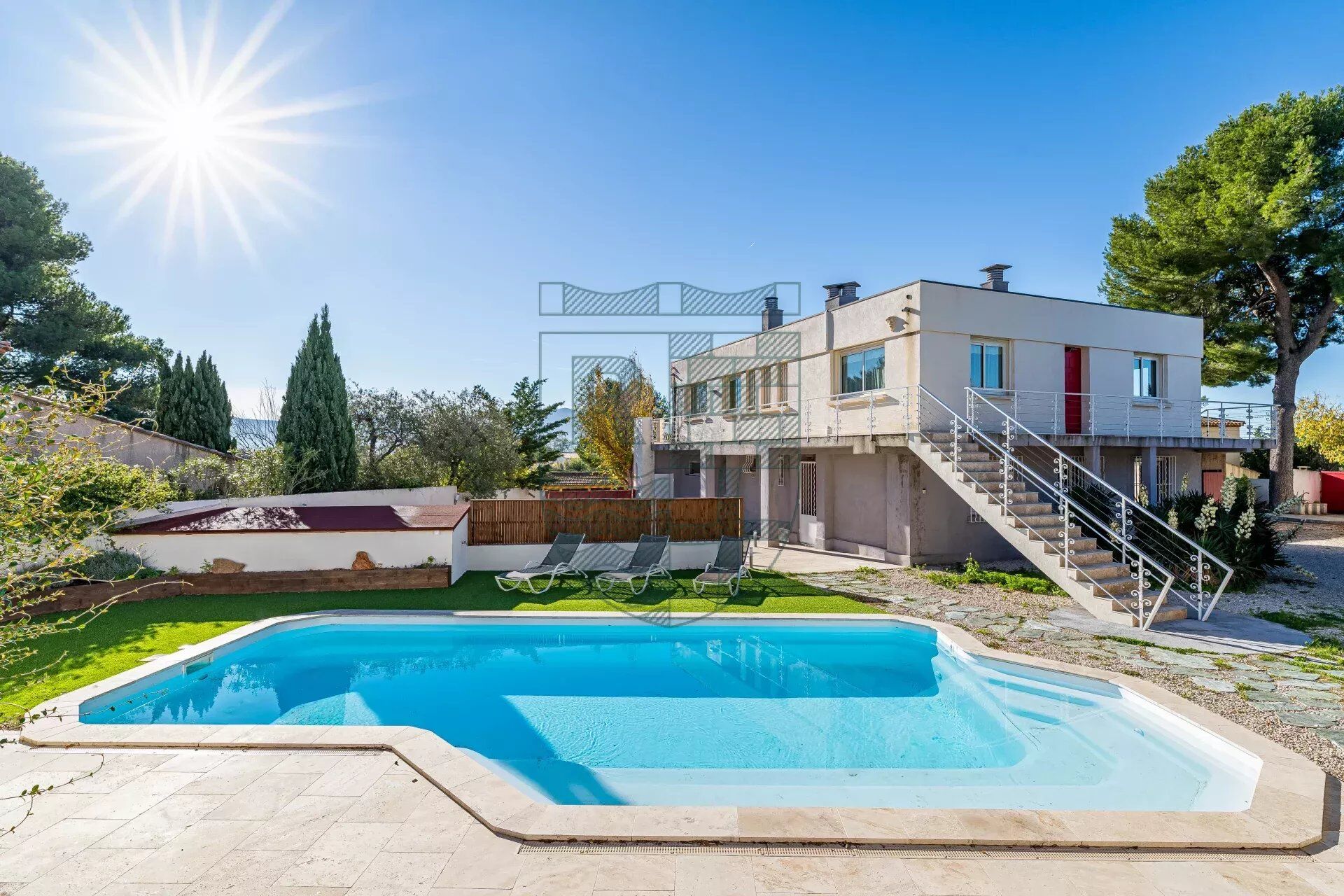 Villa / Maison 9 pièces  à vendre Marseille 12eme 13012