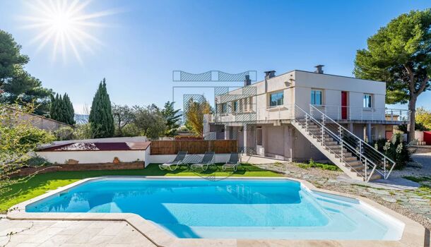 Villa / Maison 9 pièces  à vendre Marseille 12eme 13012