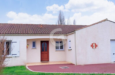 vente maison 299 600 € à proximité de Sainte-Foy (85150)