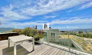 location vacances Appartement 4 Pièces 160 m² à Nice (06100)