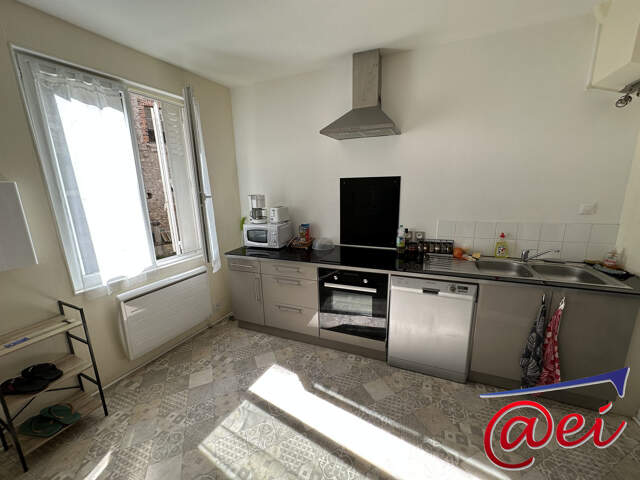 Appartement meublée T4 de 80 m² + local et cave — photo du bien