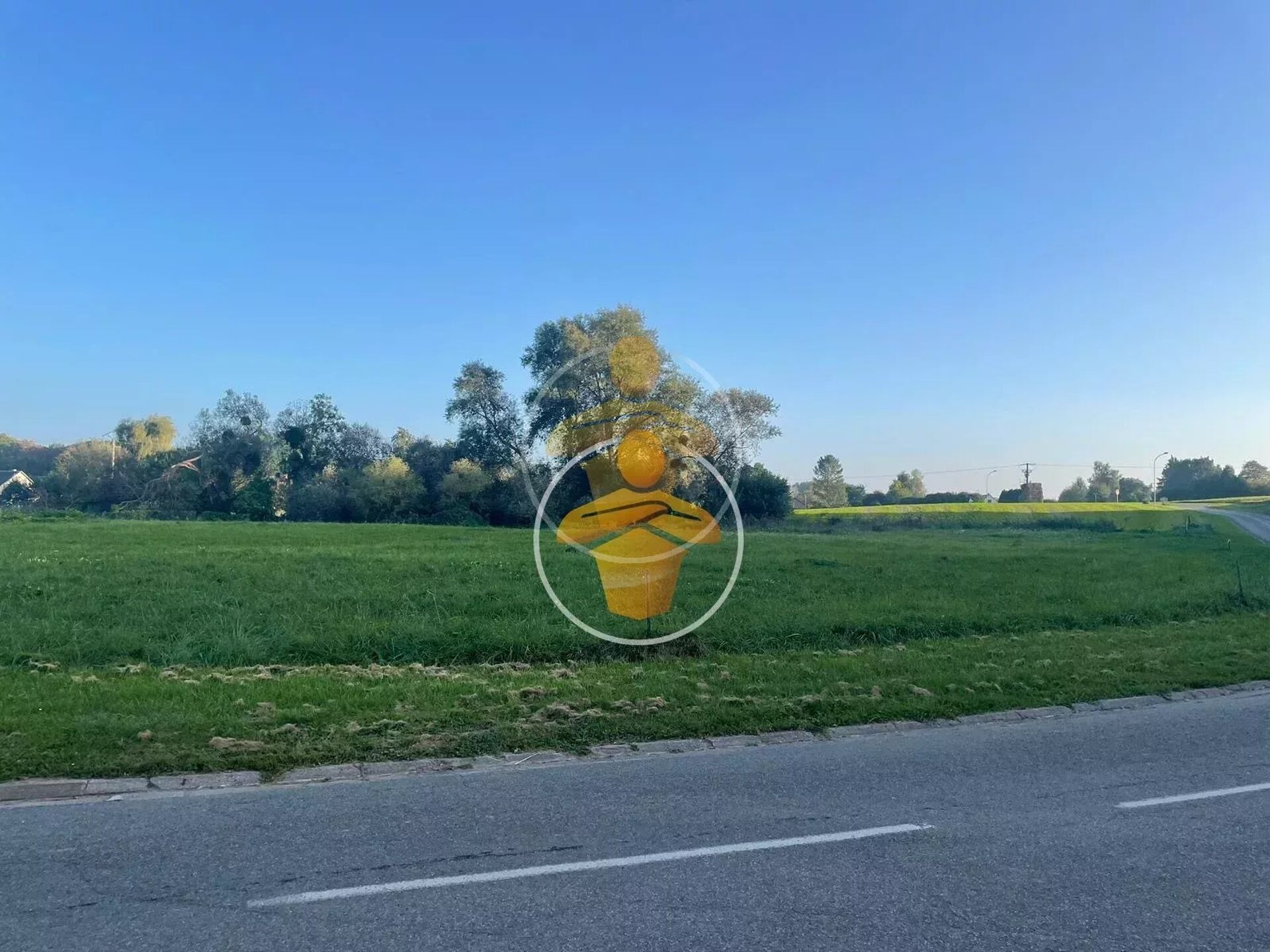 Vente Terrain 1045 m2 à Servais · 26 500 €