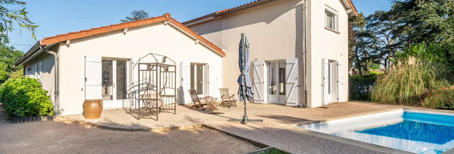 Maison 7 Pièces 195 m² à vendre à Saint-Bernard (01600)