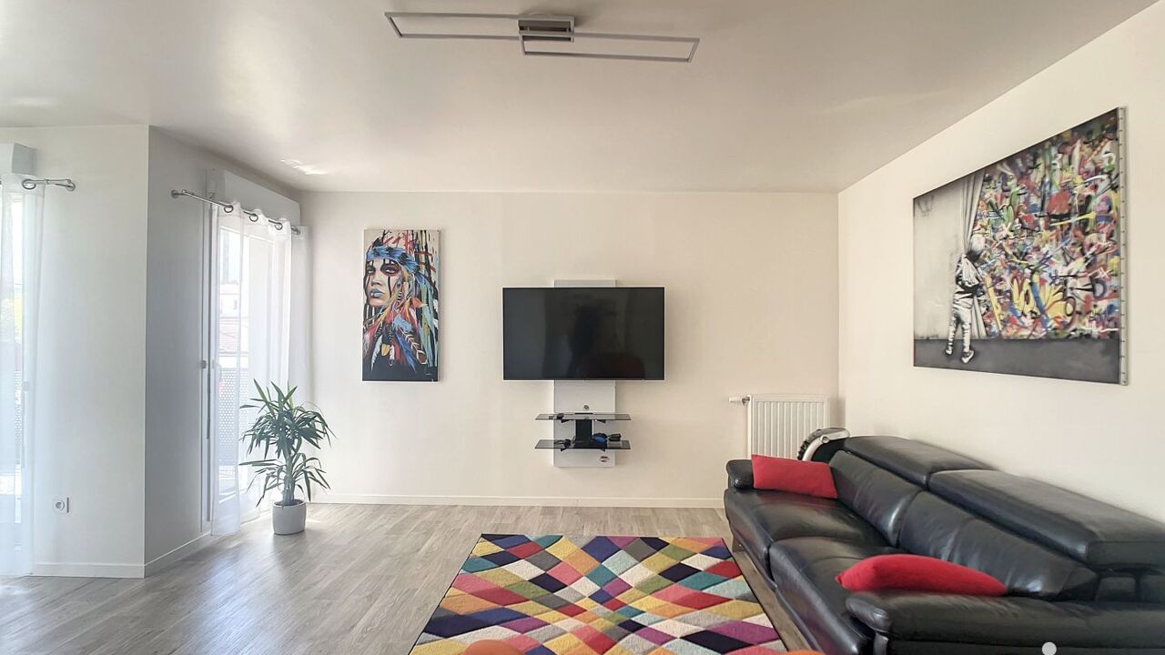 appartement 3 pièces 79 m2 à vendre à Saint-Ouen-sur-Seine (93400)