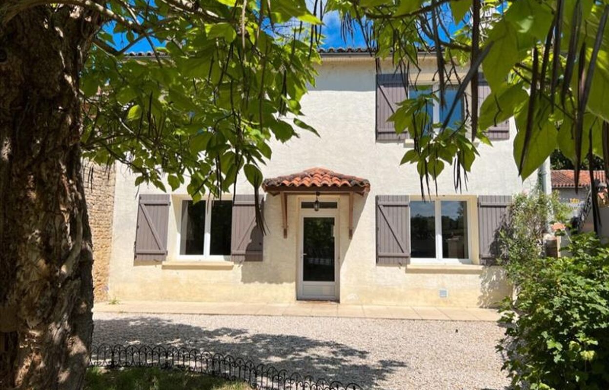 maison 5 pièces 110 m2 à vendre à Saint-Front (16460)