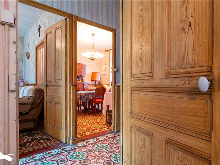 Maison en pierre de 4 pièces principales — photo 1