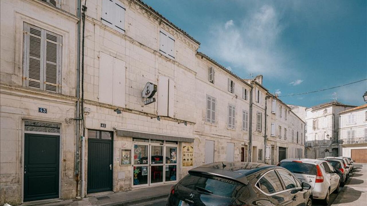immeuble  pièces  m2 à vendre à Saintes (17100)