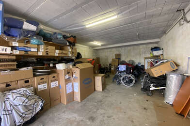 Garage  46000 €