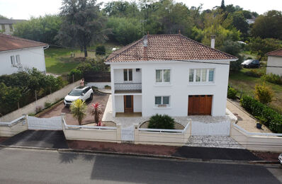 vente maison 218 325 € à proximité de Réaux (17500)