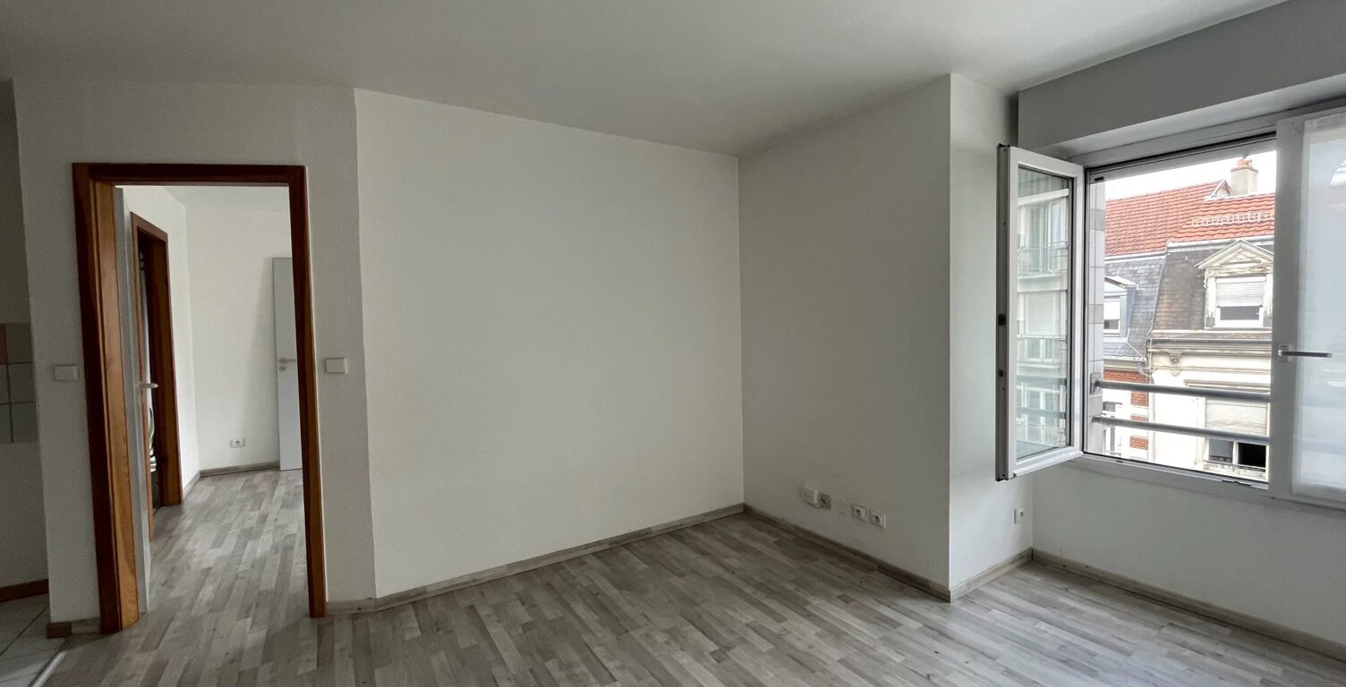 MULHOUSE  CENTRE- Lumineux T2  avec garage — photo 1