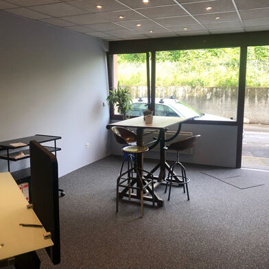 Bureau 2 pièces 32 m²