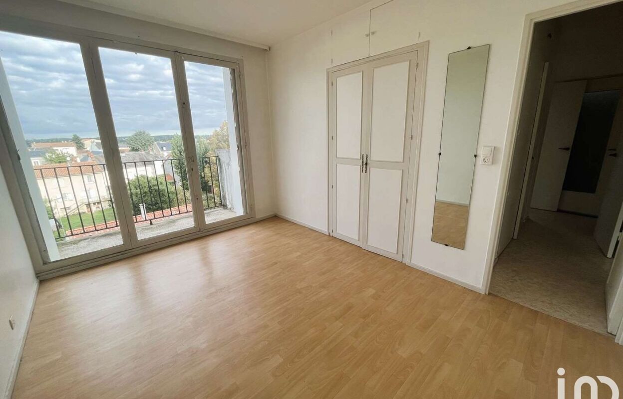 appartement 3 pièces 63 m2 à vendre à Parthenay (79200)