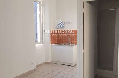 location appartement 520 € CC /mois à proximité de Caromb (84330)