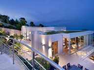 Location saisonnière CAP FERRAT : Splendide villa moderne avec vue mer — photo 2