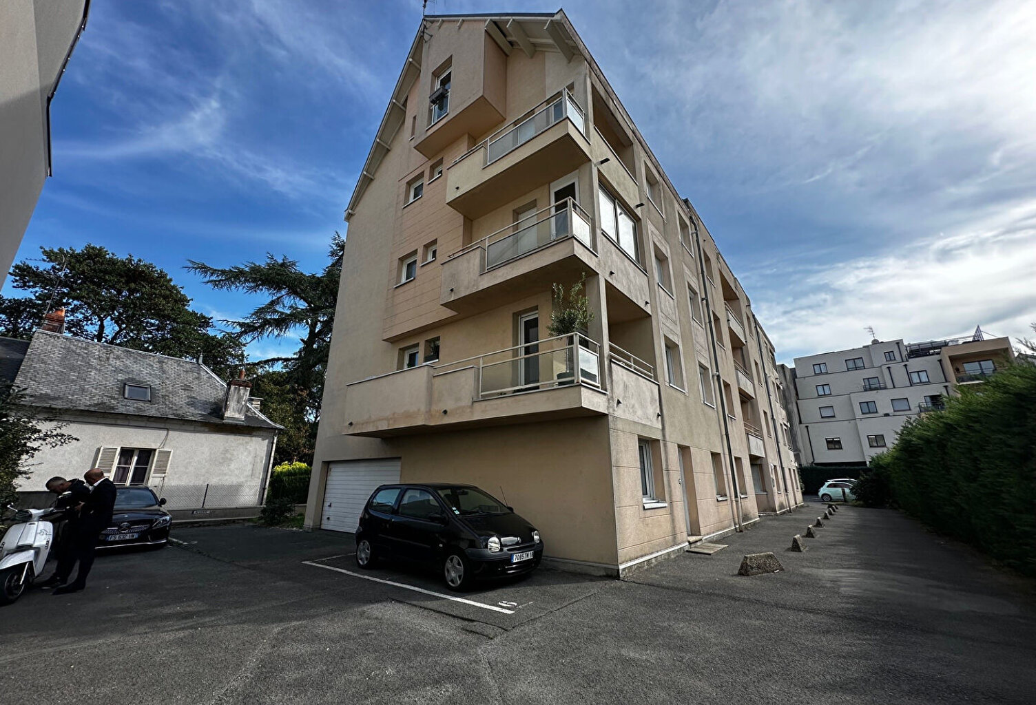 2 PARKINGS à BOURGES — photo 1