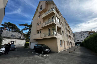 Garage  9900 €