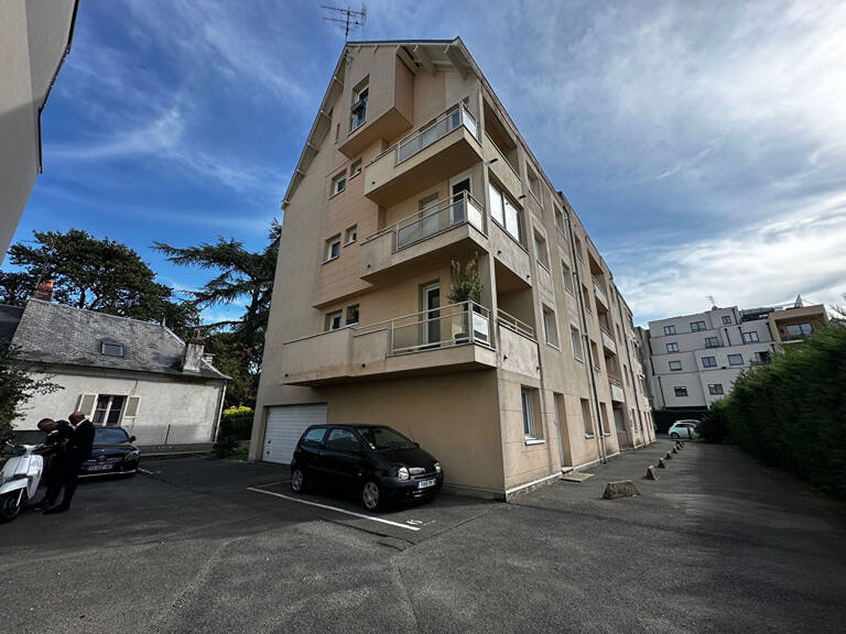 2 PARKINGS à BOURGES — photo 1