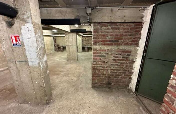 Cave 2 p à BOULOGNE-BILLANCOURT — photo 4