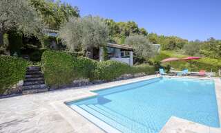 Maison 5 Pièces 161 m² à vendre à Le Rouret (06650)