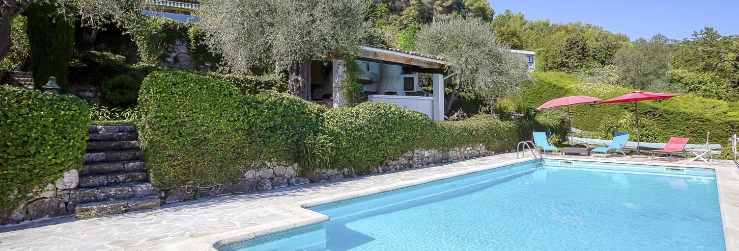 Maison 5 Pièces 161 m² à vendre à Le Rouret (06650)