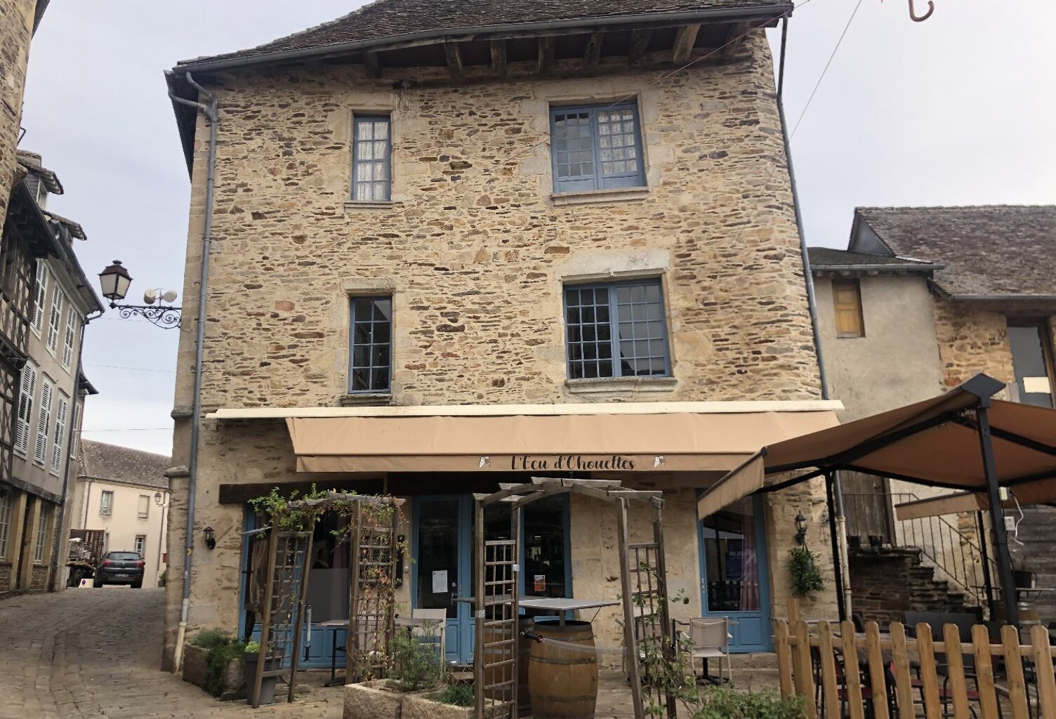 Restaurant — photo 1