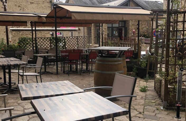 Restaurant — photo 2