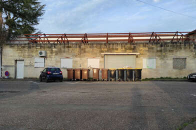 Local industriel  275000 €