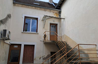 Beaune intra muros appartement .75 m2 carrez — photo du bien