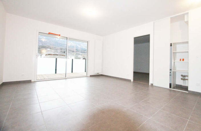 APPARTEMENT ST PIERRE EN FAUCIGNY - 2 pièce(s) - 43 m2 — photo 2