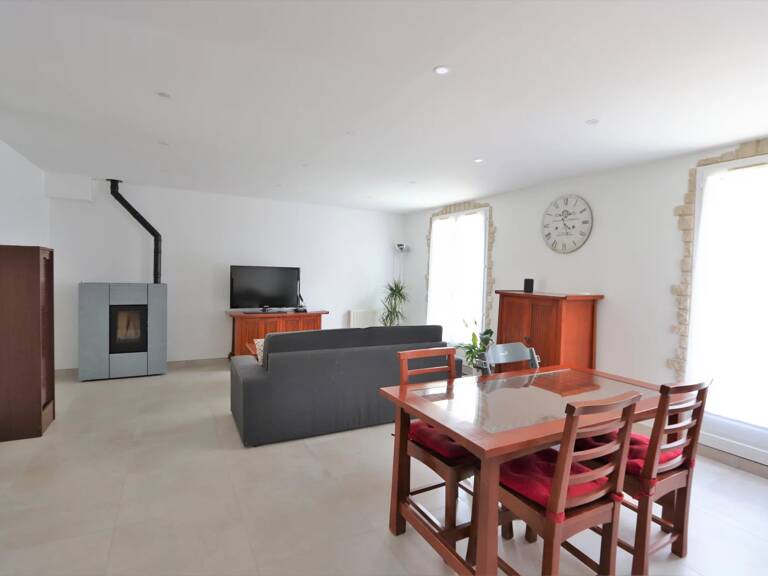 Maison Boussy-Saint-Antoine — photo 1