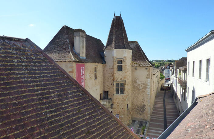 CENTRE VILLE - IMMEUBLE A FORT POTENTIEL 1150m2 HABITABLES — photo 3
