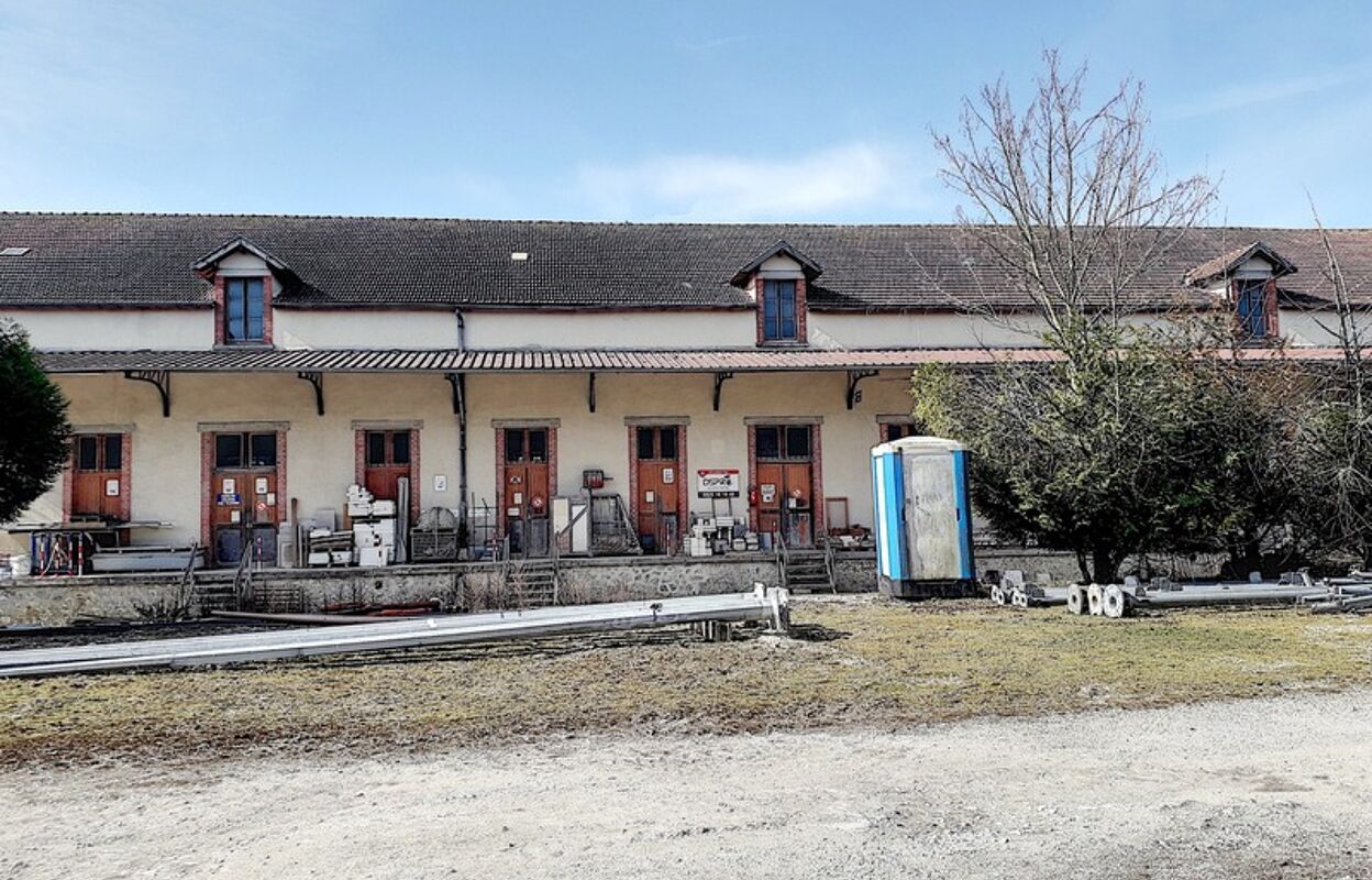 bureau  pièces 4198 m2 à vendre à Provins (77160)