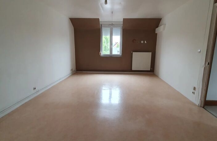 Location appartement   à Hirson (02500) — photo 4