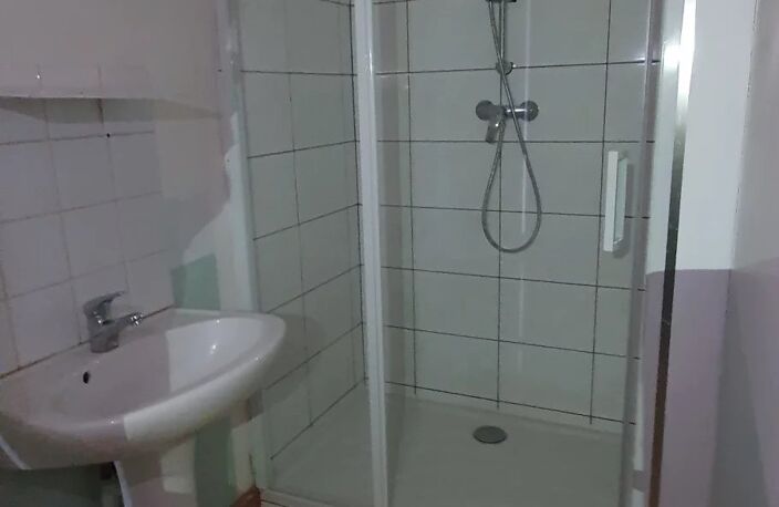 Location appartement   à Hirson (02500) — photo 5