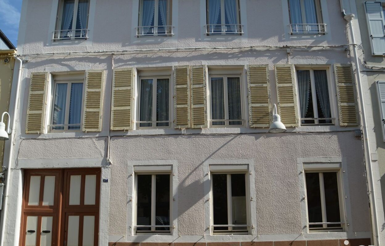 immeuble  pièces 285 m2 à vendre à Bourbonne-les-Bains (52400)