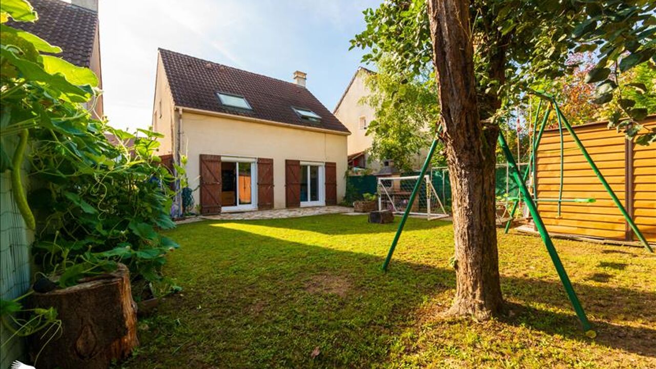 maison 5 pièces 93 m2 à vendre à Vauréal (95490)