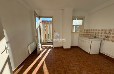 location appartement 530 € CC /mois à proximité de Orange (84100)