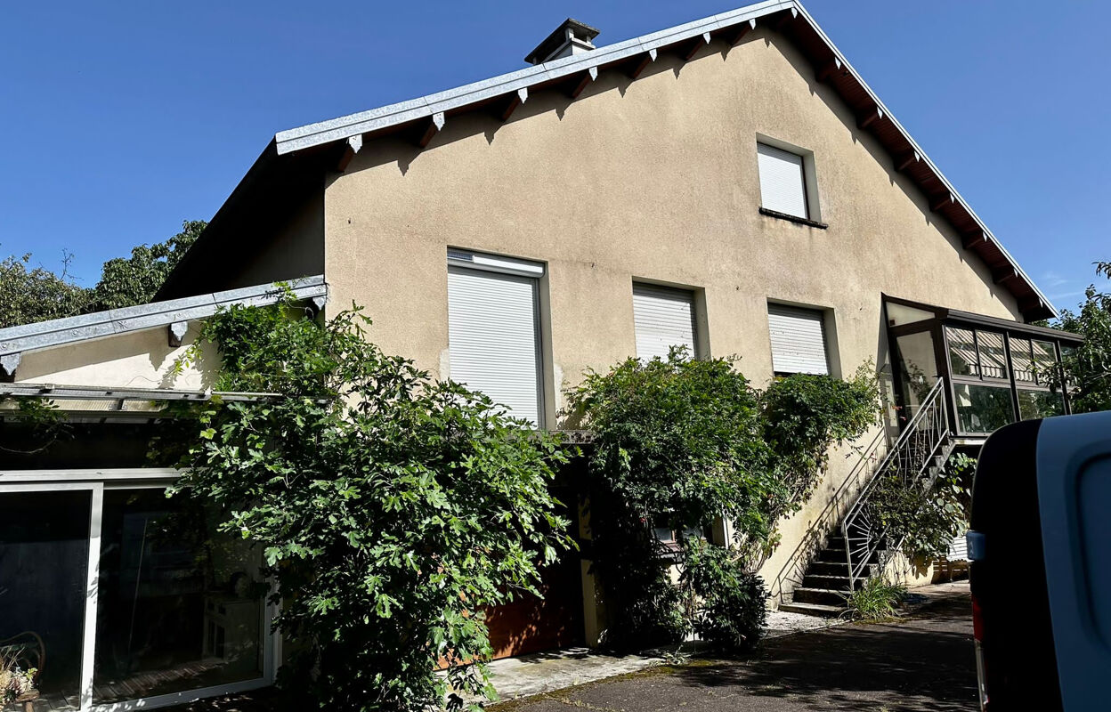 maison 11 pièces 277 m2 à vendre à Luxeuil-les-Bains (70300)