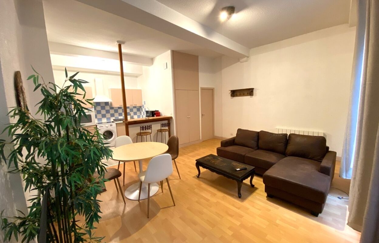 appartement 3 pièces 74 m2 à vendre à Bordeaux (33000)