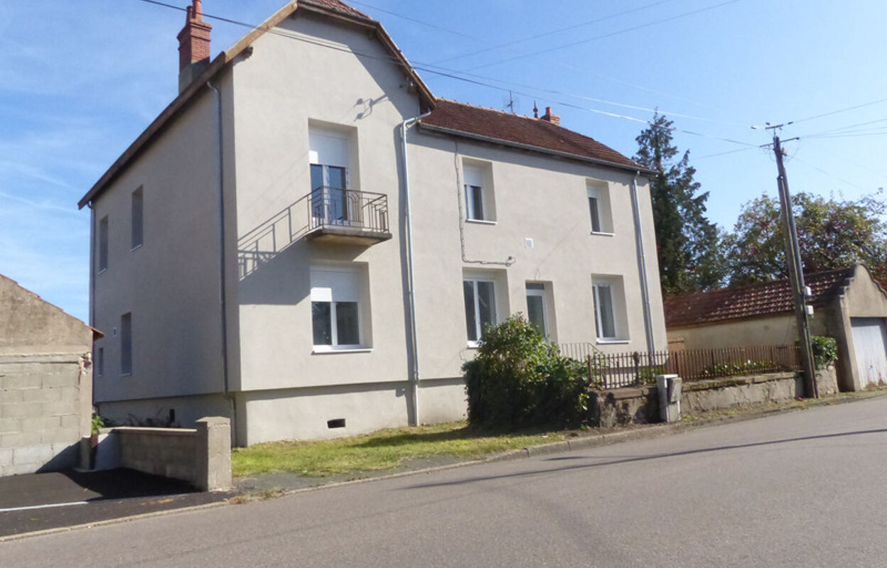 maison 6 pièces 162 m2 à vendre à Saint-Vallier (71230)